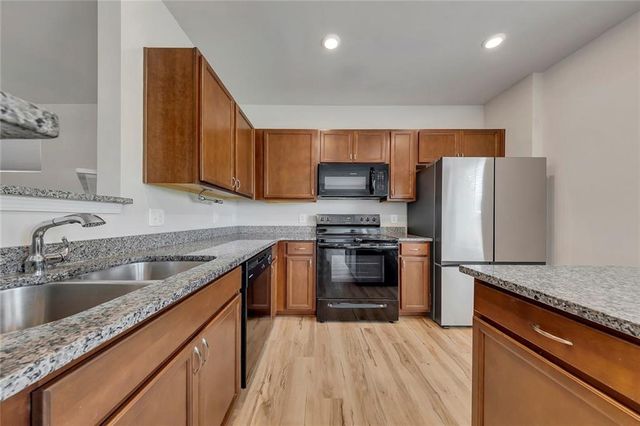 105 Colonial Drive, Calhoun, GA 30701