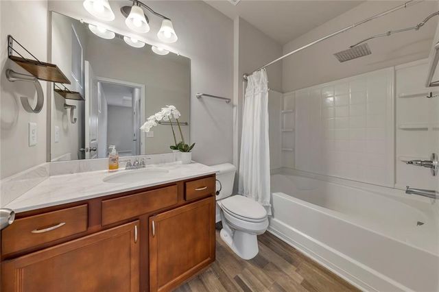 105 Colonial Drive, Calhoun, GA 30701