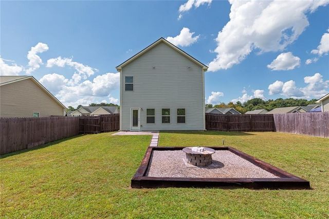105 Colonial Drive, Calhoun, GA 30701