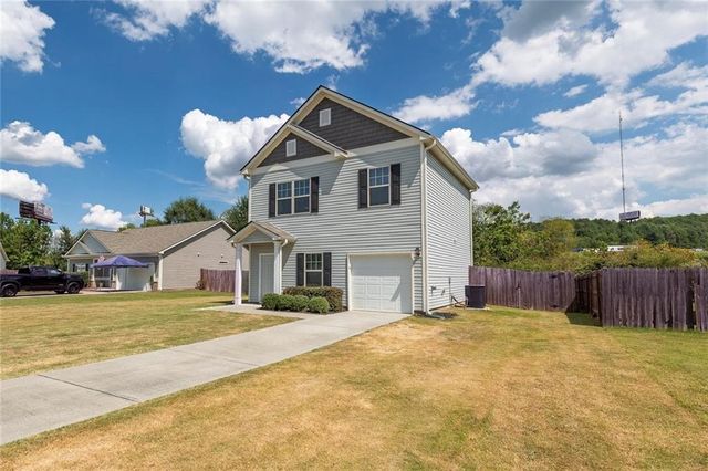 105 Colonial Drive, Calhoun, GA 30701