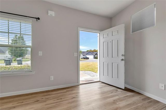 105 Colonial Drive, Calhoun, GA 30701