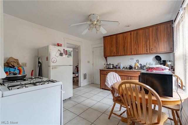 4619 Pearse Avenue, Newburgh Heights, OH 44105