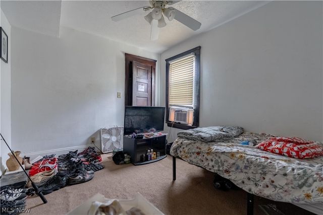 4619 Pearse Avenue, Newburgh Heights, OH 44105