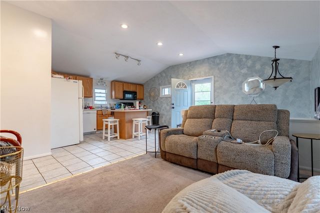 4619 Pearse Avenue, Newburgh Heights, OH 44105
