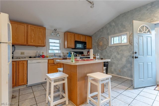 4619 Pearse Avenue, Newburgh Heights, OH 44105