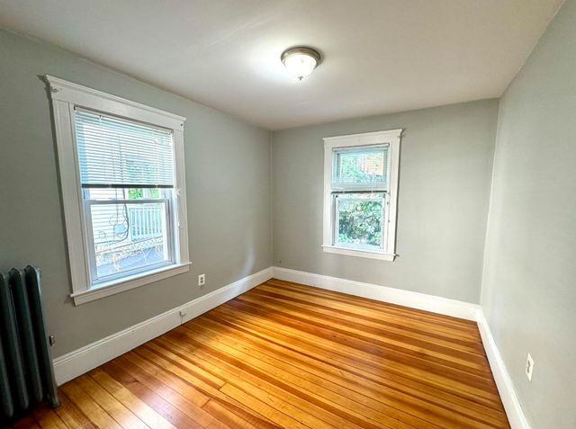 250 Hyde Park Ave 1A, Boston, MA 02130