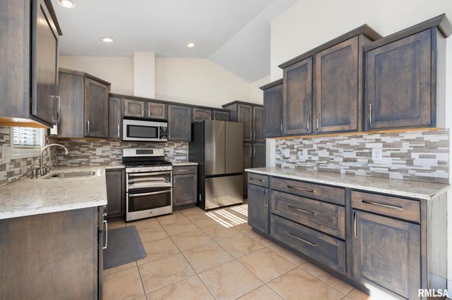 3508 W Trailwood Court, Dunlap, IL 61525