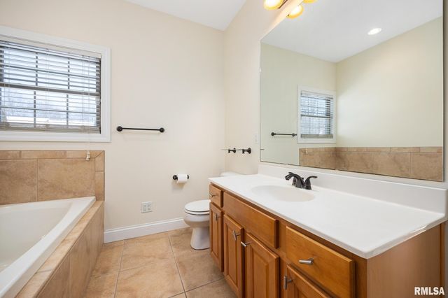 3508 W Trailwood Court, Dunlap, IL 61525