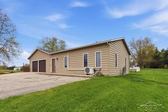 4469 E Millbrook Road, Mount Pleasant, MI 48858
