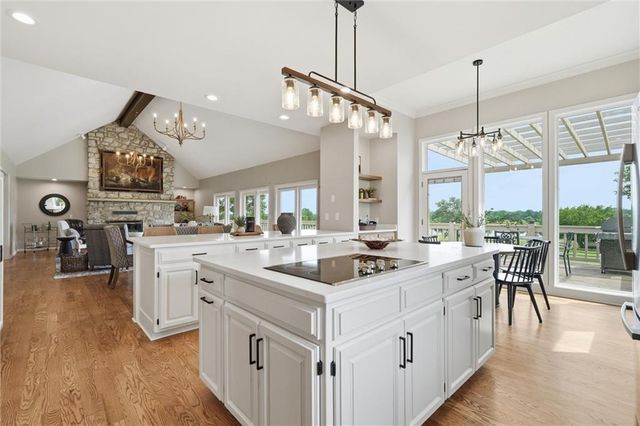 3341 W 271 Street, Louisburg, KS 66053