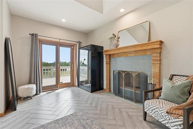 3341 W 271 Street, Louisburg, KS 66053