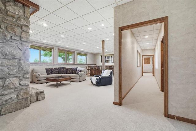 3341 W 271 Street, Louisburg, KS 66053