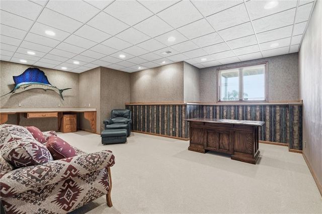 3341 W 271 Street, Louisburg, KS 66053
