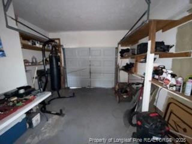 6916 Calamar Drive, Fayetteville, NC 28314