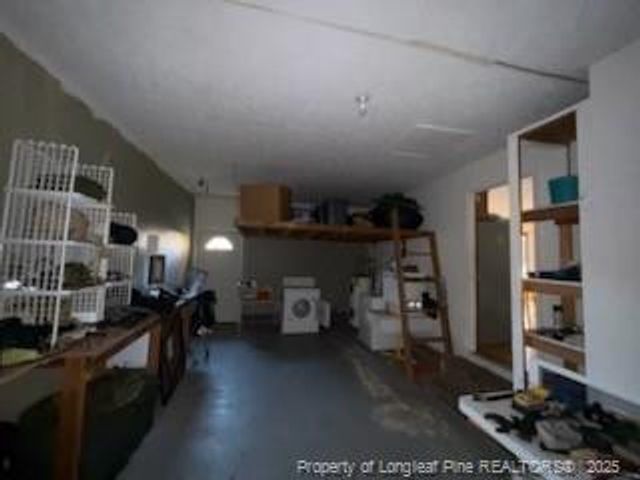 6916 Calamar Drive, Fayetteville, NC 28314