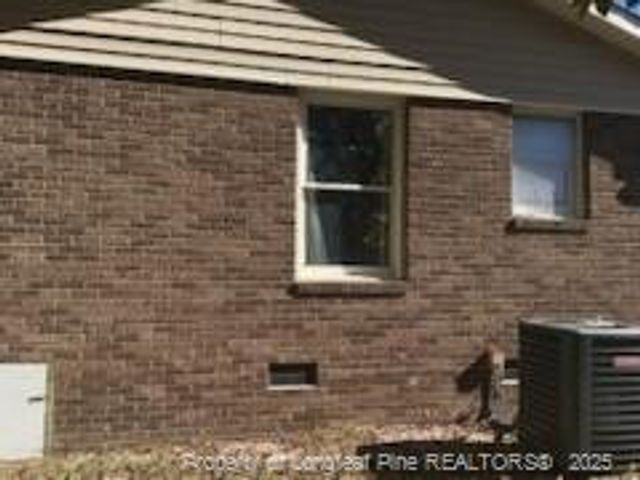 6916 Calamar Drive, Fayetteville, NC 28314