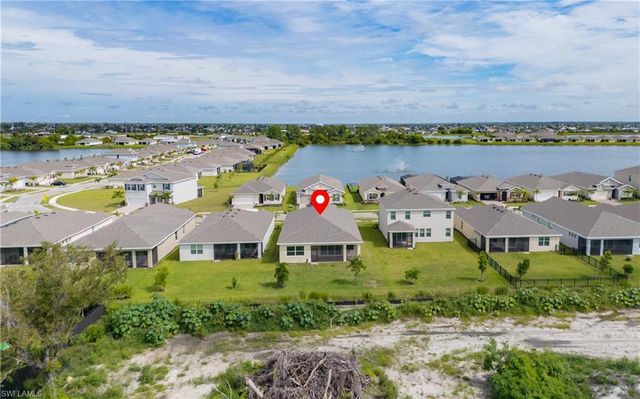 374 Spring Hill Lake LOOP, Cape Coral, FL 33993