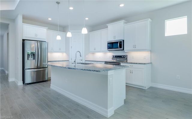 374 Spring Hill Lake LOOP, Cape Coral, FL 33993