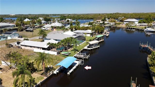 2044 Aruba AVE, Fort Myers, FL 33905