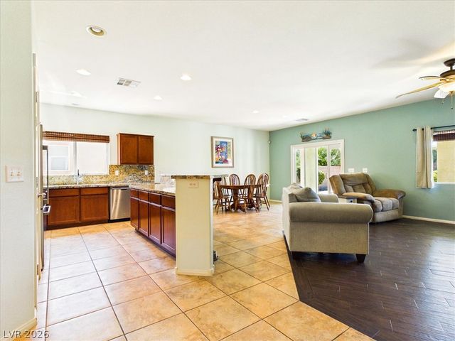 5081 East Monte Penne Way, Pahrump, NV 89061