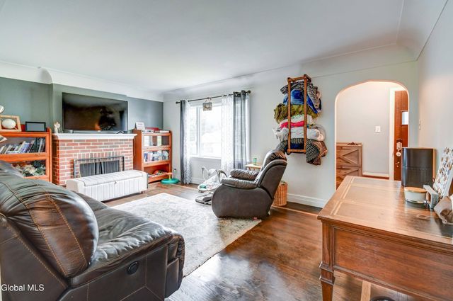 195 Northampton Road, Amsterdam, NY 12010