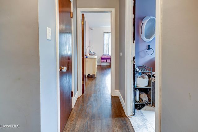 195 Northampton Road, Amsterdam, NY 12010