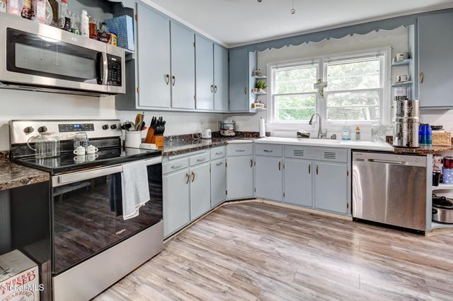 195 Northampton Road, Amsterdam, NY 12010