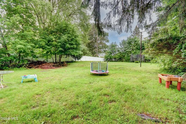 195 Northampton Road, Amsterdam, NY 12010