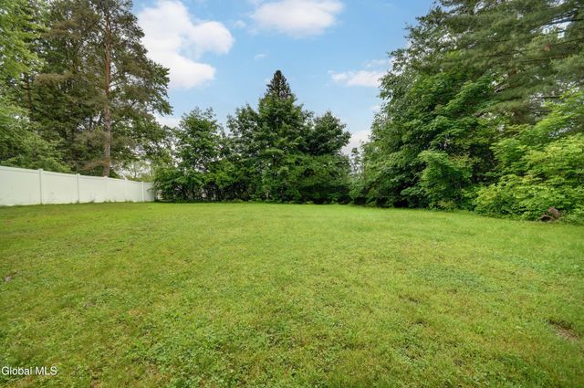 195 Northampton Road, Amsterdam, NY 12010