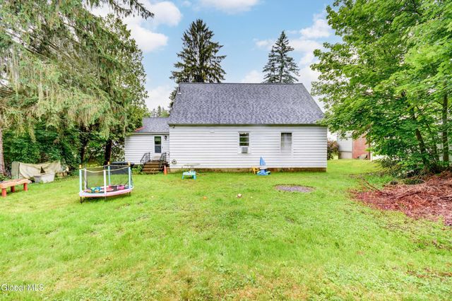 195 Northampton Road, Amsterdam, NY 12010