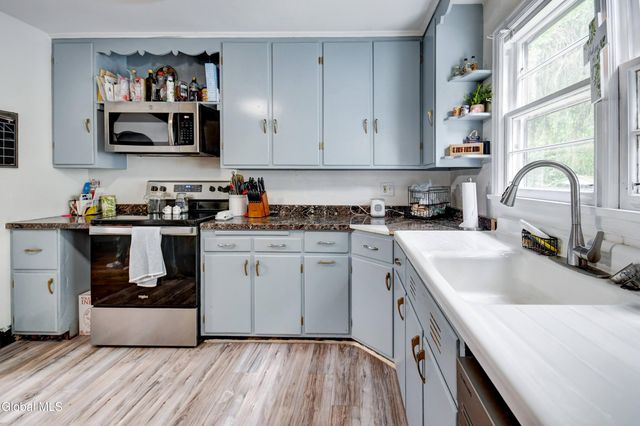 195 Northampton Road, Amsterdam, NY 12010