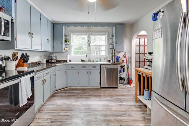 195 Northampton Road, Amsterdam, NY 12010