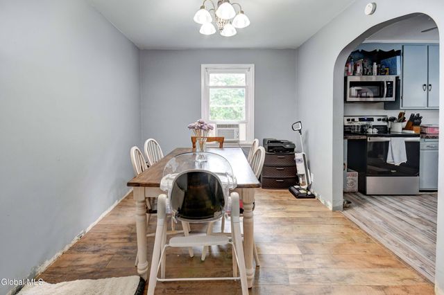 195 Northampton Road, Amsterdam, NY 12010