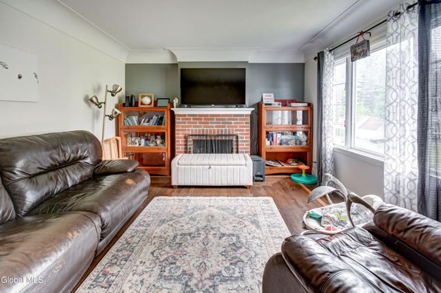 195 Northampton Road, Amsterdam, NY 12010