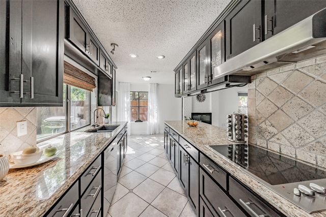 3008 Glenwood Court, Bedford, TX 76021