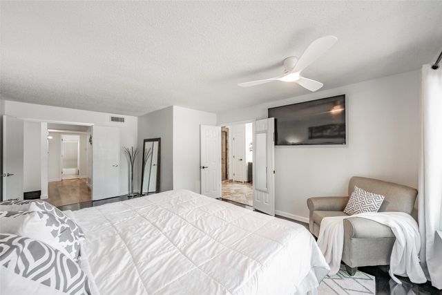 3008 Glenwood Court, Bedford, TX 76021