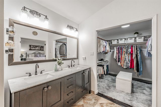 3008 Glenwood Court, Bedford, TX 76021