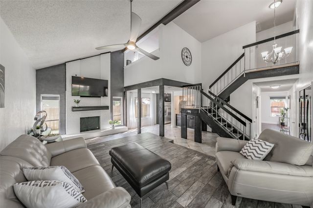 3008 Glenwood Court, Bedford, TX 76021