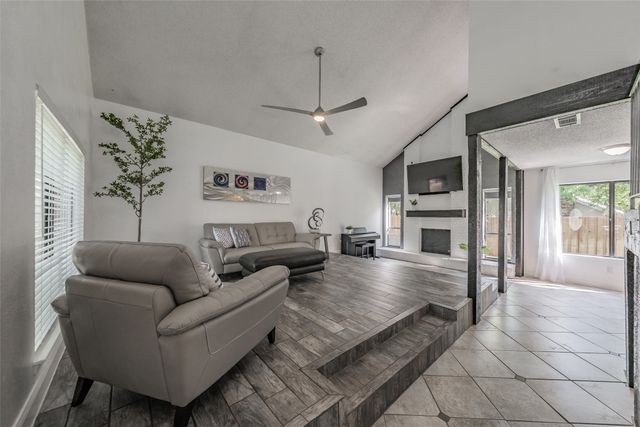 3008 Glenwood Court, Bedford, TX 76021