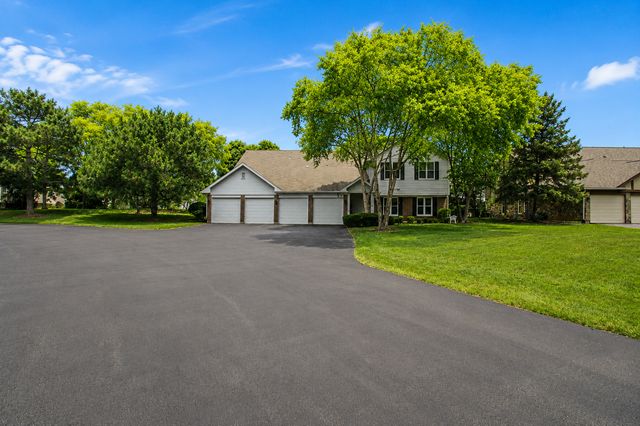 174 E Bluewater Lane 288, Vernon Hills, IL 60061