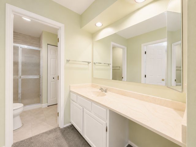 174 E Bluewater Lane 288, Vernon Hills, IL 60061