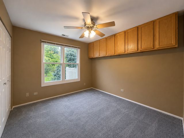 174 E Bluewater Lane 288, Vernon Hills, IL 60061