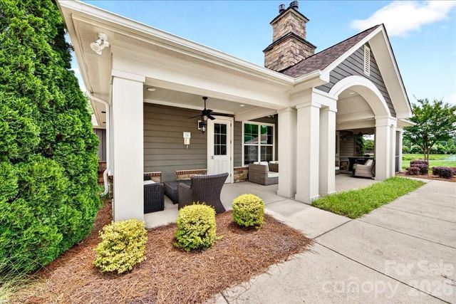 1012 Avalon Place, Matthews, NC 28104
