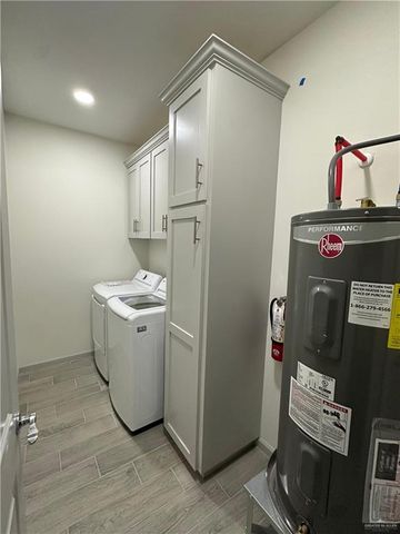 1317 Valle Vista Street, Alamo, TX 78516