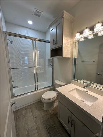 1317 Valle Vista Street, Alamo, TX 78516