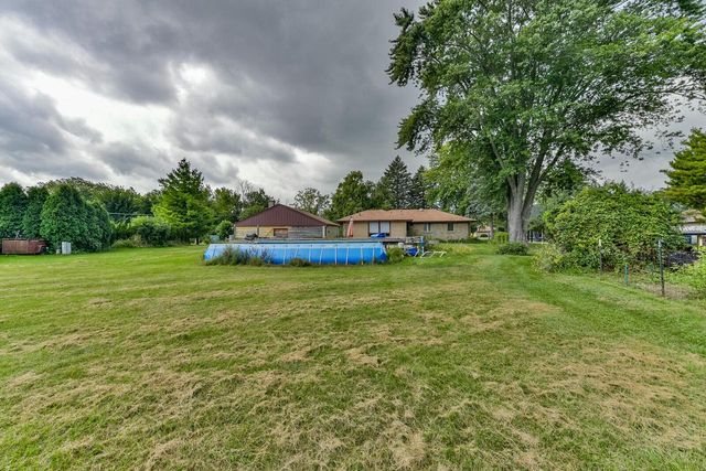 8974 S Chicago ROAD, Oak Creek, WI 53154