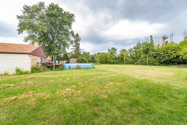 8974 S Chicago ROAD, Oak Creek, WI 53154