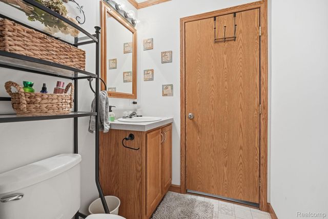 37319 Stone Way, New Haven Village, MI 48048