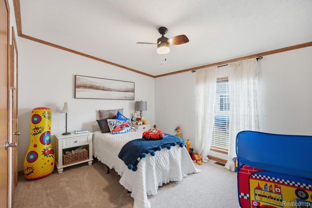 37319 Stone Way, New Haven Village, MI 48048