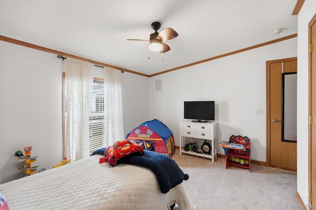 37319 Stone Way, New Haven Village, MI 48048